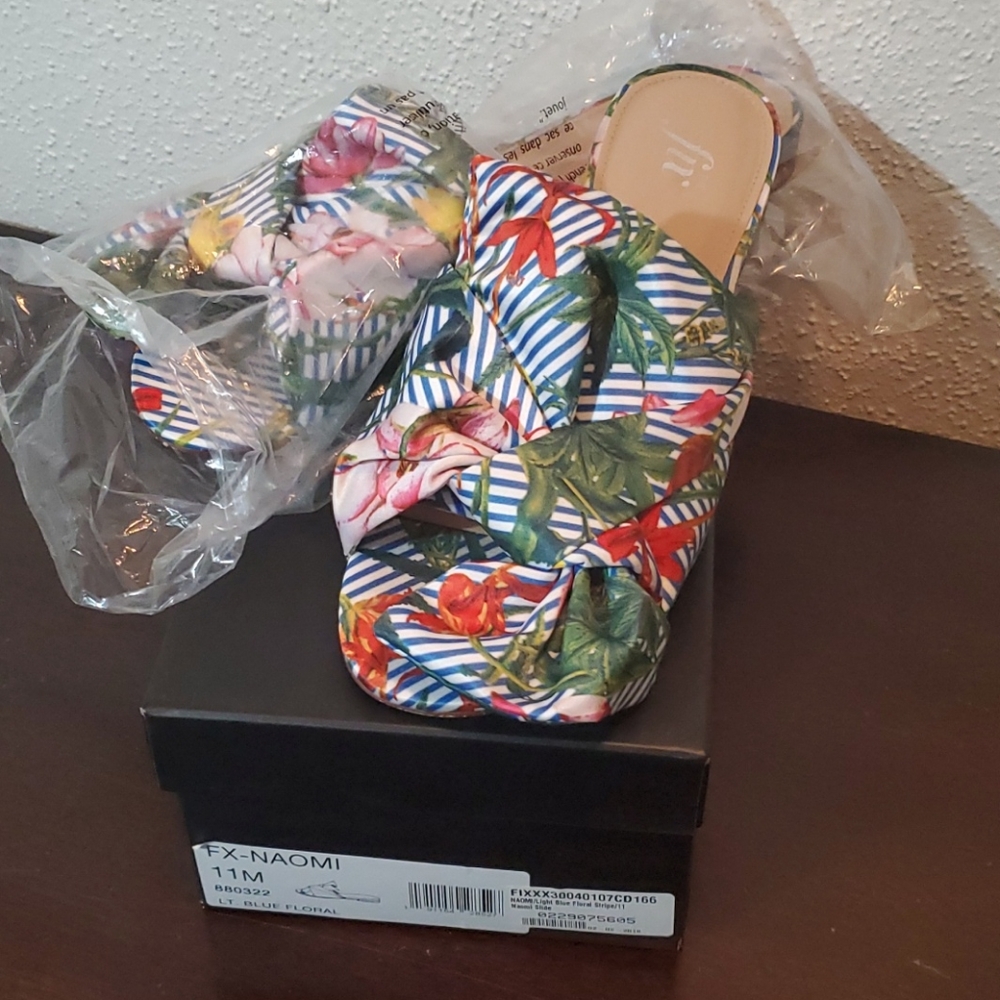 Beautiful tropical silk flat size 11m by the Fix